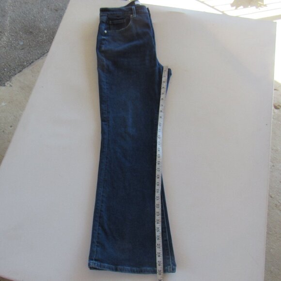 LOFT Made & Loved Women High Rise Relaxed Flare Jeans in Medium Wash Size 31/12 - Picture 12 of 13